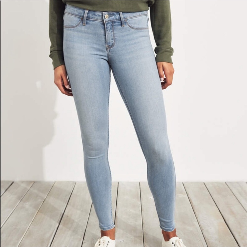 Hollister low rise super skinny light blue jeans